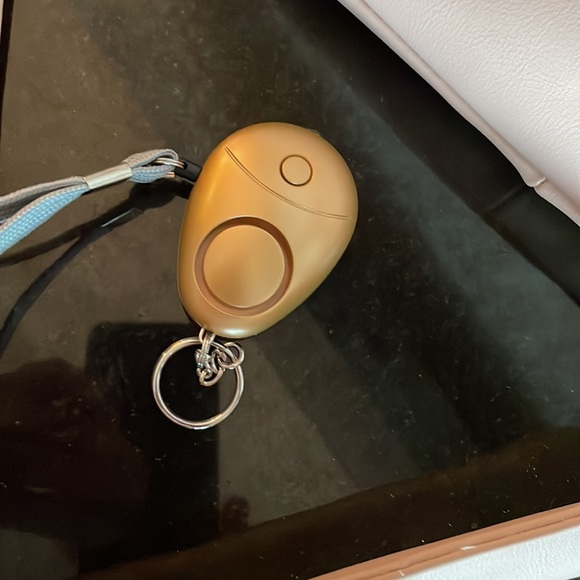 Women’s Multi/Purpose Waterproof Handbag with Personal Protection Device. #4 - Picture 9 of 9